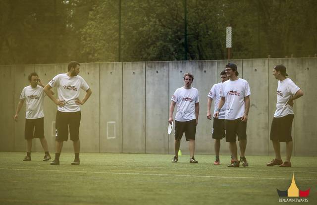 Adrénalinnes is a ultimate team. They are using SportEasy, the best web and mobile app to manage any sports team (football, soccer, rugby, basketball, baseball, hockey, volleyball...). Coaches and managers can organize the games and practices or send group messages to their players. Players have convenient access to their schedule or statistics. SportEasy is free and available online and there’s an app for iPhone and Android.