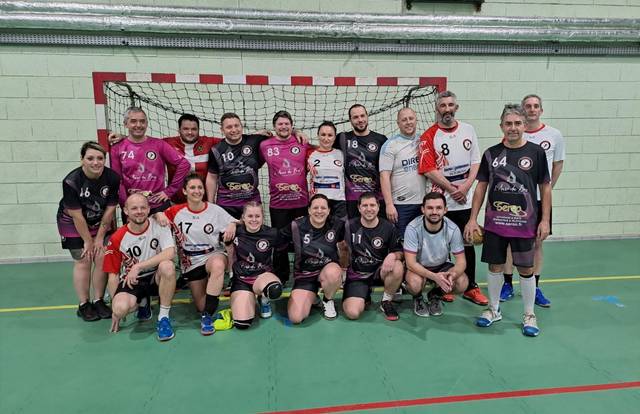 CESSIEU HBC 1 is a handball team. They are using SportEasy, the best web and mobile app to manage any sports team (football, soccer, rugby, basketball, baseball, hockey, volleyball...). Coaches and managers can organize the games and practices or send group messages to their players. Players have convenient access to their schedule or statistics. SportEasy is free and available online and there’s an app for iPhone and Android.