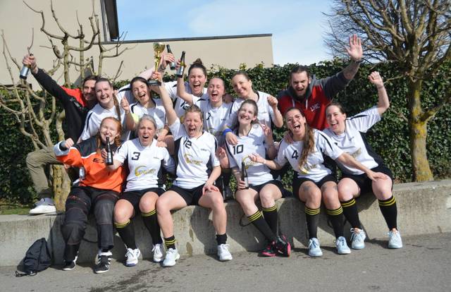 Filles is a floorball team. They are using SportEasy, the best web and mobile app to manage any sports team (football, soccer, rugby, basketball, baseball, hockey, volleyball...). Coaches and managers can organize the games and practices or send group messages to their players. Players have convenient access to their schedule or statistics. SportEasy is free and available online and there’s an app for iPhone and Android.