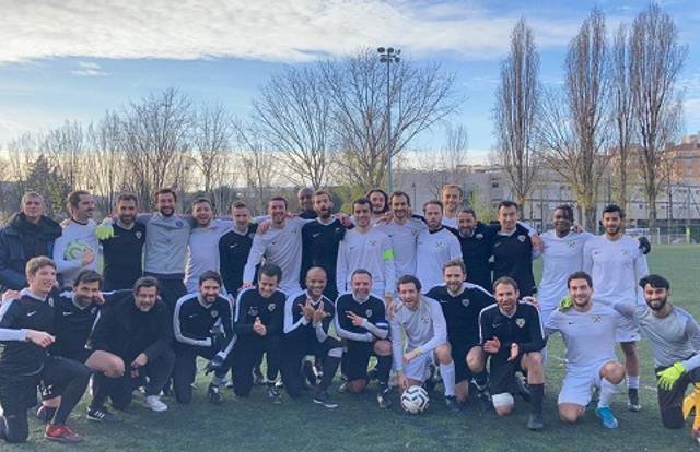 FOOT 130 is a football team. They are using SportEasy, the best web and mobile app to manage any sports team (football, soccer, rugby, basketball, baseball, hockey, volleyball...). Coaches and managers can organize the games and practices or send group messages to their players. Players have convenient access to their schedule or statistics. SportEasy is free and available online and there’s an app for iPhone and Android.