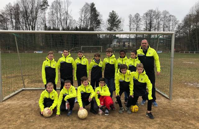 FOUCHES U13 is a football team. They are using SportEasy, the best web and mobile app to manage any sports team (football, soccer, rugby, basketball, baseball, hockey, volleyball...). Coaches and managers can organize the games and practices or send group messages to their players. Players have convenient access to their schedule or statistics. SportEasy is free and available online and there’s an app for iPhone and Android.