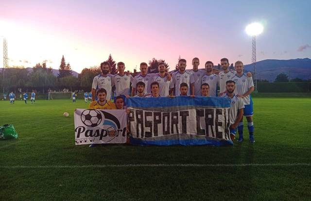 PASPORT Foot à 11 is a football team. They are using SportEasy, the best web and mobile app to manage any sports team (football, soccer, rugby, basketball, baseball, hockey, volleyball...). Coaches and managers can organize the games and practices or send group messages to their players. Players have convenient access to their schedule or statistics. SportEasy is free and available online and there’s an app for iPhone and Android.
