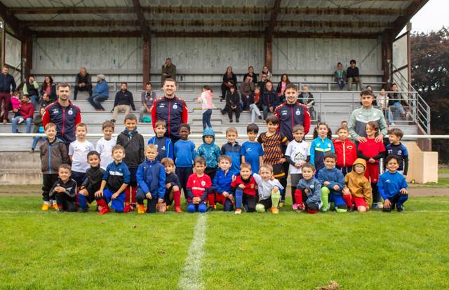 U7 is a football team. They are using SportEasy, the best web and mobile app to manage any sports team (football, soccer, rugby, basketball, baseball, hockey, volleyball...). Coaches and managers can organize the games and practices or send group messages to their players. Players have convenient access to their schedule or statistics. SportEasy is free and available online and there’s an app for iPhone and Android.
