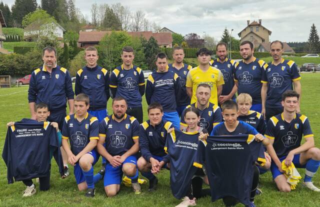 Seniors A is a football team. They are using SportEasy, the best web and mobile app to manage any sports team (football, soccer, rugby, basketball, baseball, hockey, volleyball...). Coaches and managers can organize the games and practices or send group messages to their players. Players have convenient access to their schedule or statistics. SportEasy is free and available online and there’s an app for iPhone and Android.