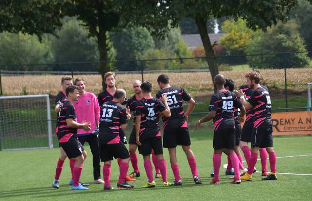 Pink Panthers is a football team. They are using SportEasy, the best web and mobile app to manage any sports team (football, soccer, rugby, basketball, baseball, hockey, volleyball...). Coaches and managers can organize the games and practices or send group messages to their players. Players have convenient access to their schedule or statistics. SportEasy is free and available online and there’s an app for iPhone and Android.