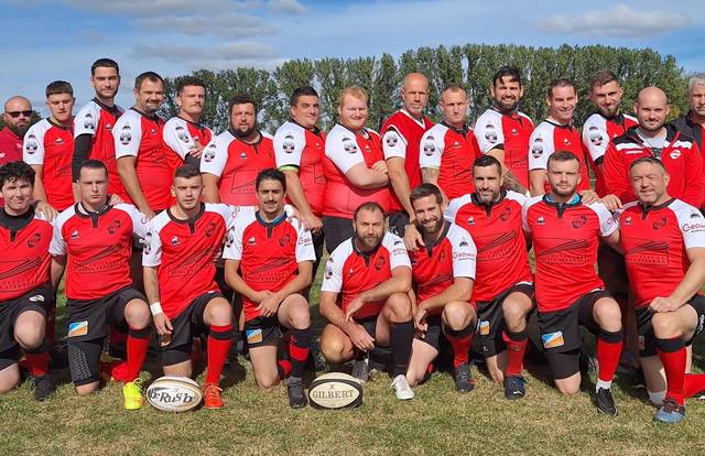 SENIORS USMV is a rugby team. They are using SportEasy, the best web and mobile app to manage any sports team (football, soccer, rugby, basketball, baseball, hockey, volleyball...). Coaches and managers can organize the games and practices or send group messages to their players. Players have convenient access to their schedule or statistics. SportEasy is free and available online and there’s an app for iPhone and Android.