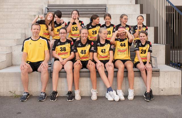 Neuchâtel Floorball Wallabies is a floorball team. They are using SportEasy, the best web and mobile app to manage any sports team (football, soccer, rugby, basketball, baseball, hockey, volleyball...). Coaches and managers can organize the games and practices or send group messages to their players. Players have convenient access to their schedule or statistics. SportEasy is free and available online and there’s an app for iPhone and Android.