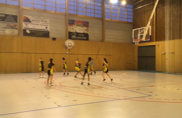 Aulnat is a basket team. They are using SportEasy, the best web and mobile app to manage any sports team (football, soccer, rugby, basketball, baseball, hockey, volleyball...). Coaches and managers can organize the games and practices or send group messages to their players. Players have convenient access to their schedule or statistics. SportEasy is free and available online and there’s an app for iPhone and Android.